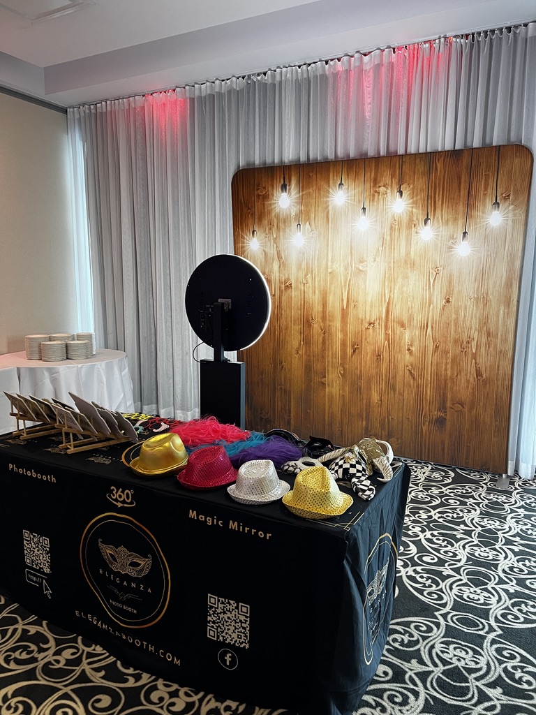 Photobooth numérique et accessoires pour une réception sur la Rive-Sud