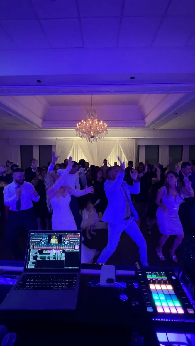 Wedding dance floor — 17
